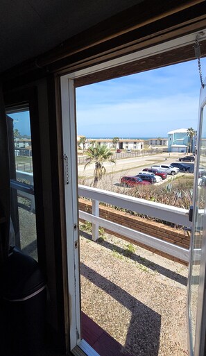 Interior - BSI 102-Studio with Ocean View & Kitchen, Sleeps 2 Adults/2 Kids, Pool, Dogs OK! (Port Aransas)