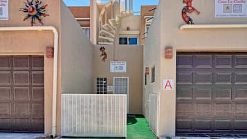 Casa familiar, vista a la playa | Exterior