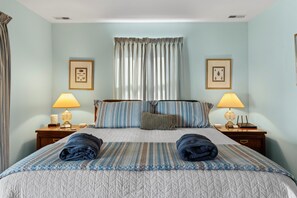 4 chambres, fer et planche à repasser, Wi-Fi gratuit, draps fournis