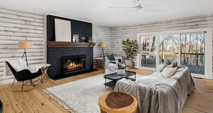 Riverfront Modern Cabin | Hot Tub + Scenic Views