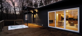Riverfront Modern Cabin | Hot Tub + Scenic Views
