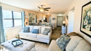 Smart TV - Home in the Hills~New Listing!~Pointe Royale Resort~3 Pools/Hottub~Golf~Fishing (Branson)