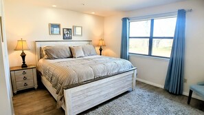 2 chambres, fer et planche à repasser, lit parapluie, Wi-Fi gratuit
