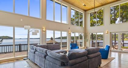 Sunset Pointe Lakefront Wedding Estate-5BR, Private Point with Dock