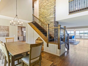 Dining - Sunset Pointe Lakefront Wedding Estate-5BR, Private Point with Dock (Jackson's Gap)