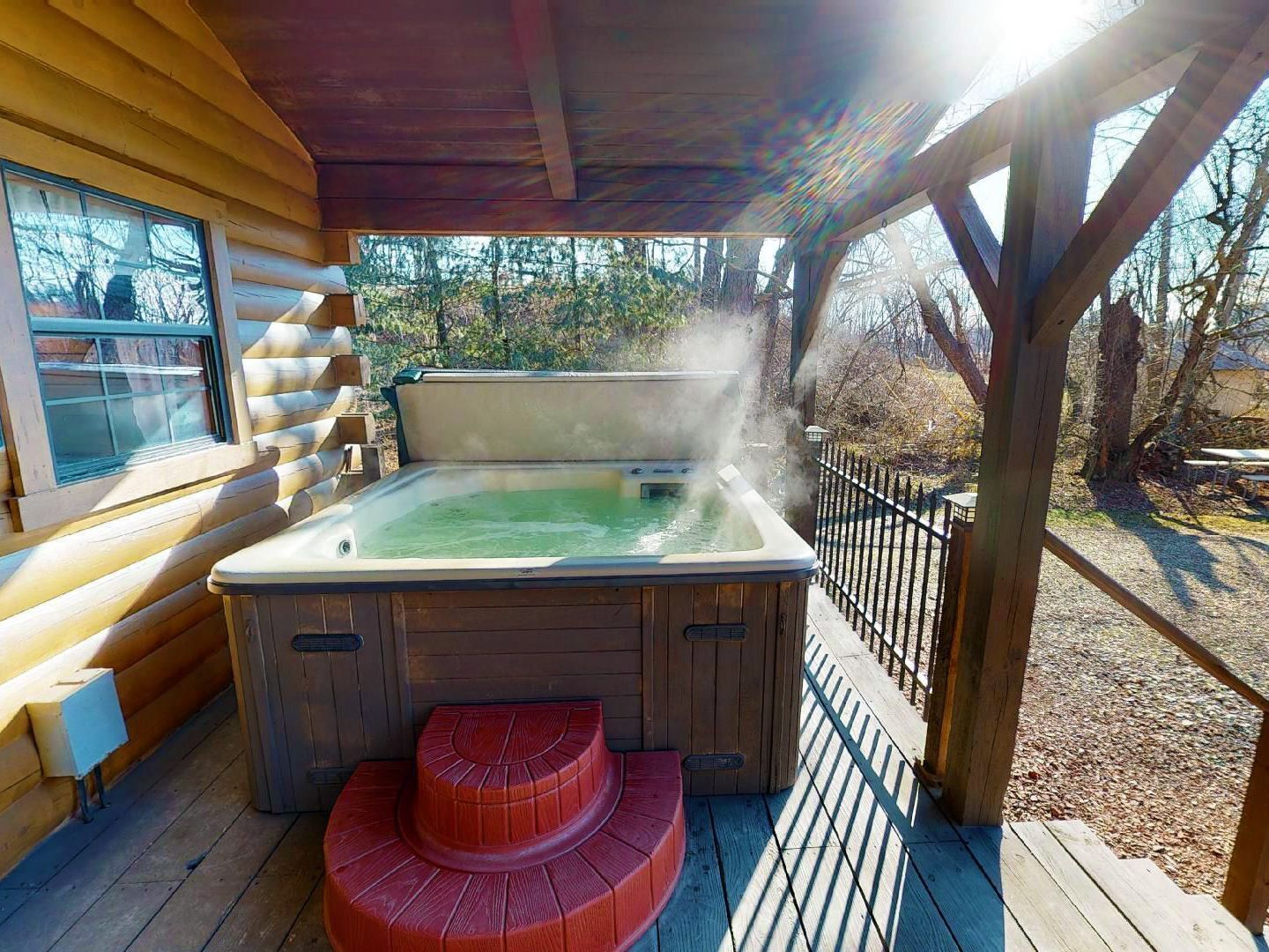 Outdoor spa tub