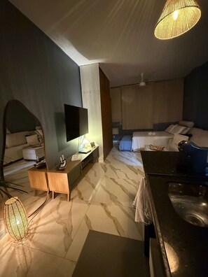 2 chambres, fer et planche à repasser, accès à Internet, literie fournie