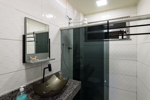 Hair dryer, towels - Studio Green w/ AC | 5 min to Copacabana Beach (Rio de Janeiro)