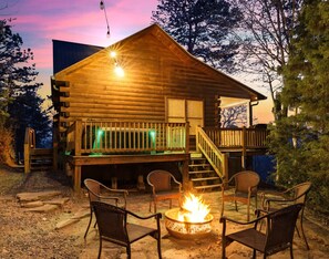 Terrace/patio - Mountain View Log Cabin w Hot Tub & Foosball (Bryson City)