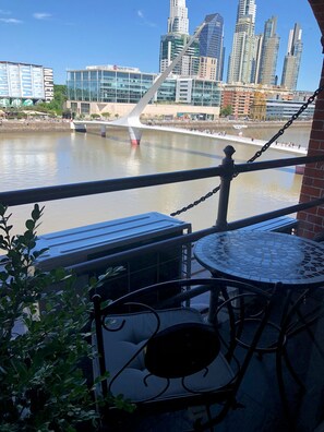 Property grounds - Puente de la Mujer, your private apartment with the best view in Bs. As. (Buenos Aires)