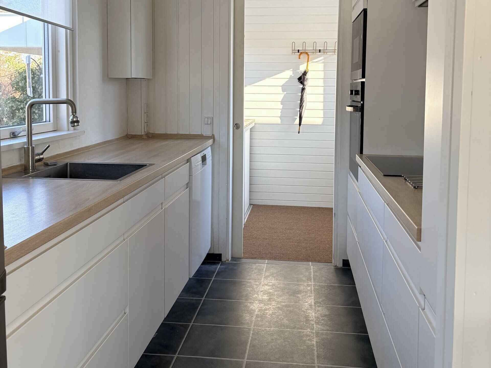 Refrigerador, horno, parrilla de estufa y lavavajillas 