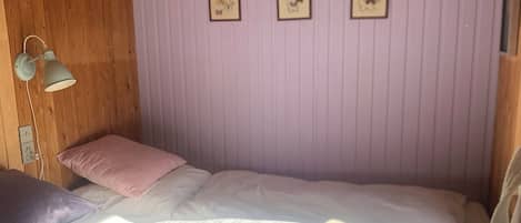 2 Schlafzimmer, Bügeleisen/Bügelbrett, kostenloses WLAN