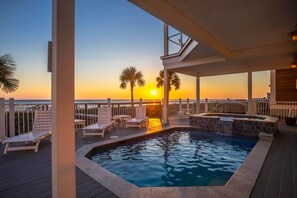 Outdoor pool, a heated pool - “A Sight to Sea”. Beach-front home w/private pool (Panama City Beach)