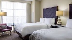 Bügeleisen/Bügelbrett, kostenloses WLAN, Bettwäsche