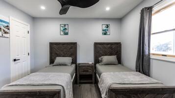 5 Schlafzimmer, Bügeleisen/Bügelbrett, Reisekinderbett, WLAN