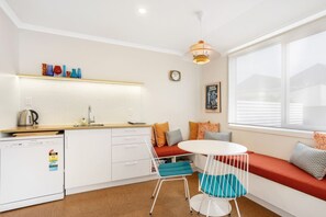 Interior - Sunny St Clair Beach Nook (Dunedin)