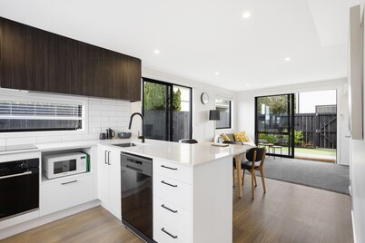 Musselburgh Rise Townhouse