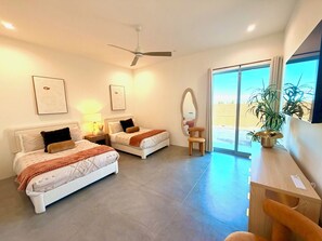 3 bedrooms, iron/ironing board, WiFi, bed sheets - The Light House, by Joshua Tree. NEW Infinity Pool, Spa, Sauna, Cold Plunge (Yucca Valley)