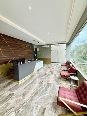 Lobby - Spacious 2BR at Stella Place Pool Gym And Parking (Accra)