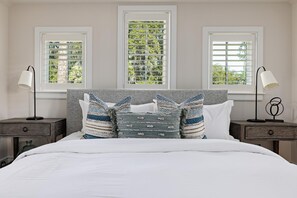 Desk, iron/ironing board, free WiFi, bed sheets - Luxury May River Retreat | Carriage House | Outdoor Kitchen | Walk to Moreland (Bluffton)