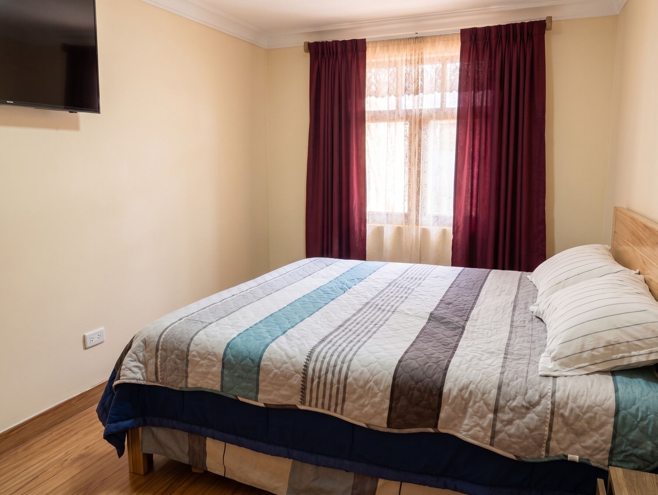 2 Schlafzimmer, Bügeleisen/Bügelbrett, WLAN, Bettwäsche