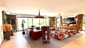 Interior - VILLA WITH POOL FOR RENT FOR 10 PEOPLE - SEA VIEW (STE MAXIME)