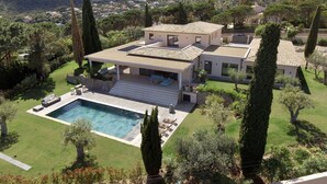 Exterior - VILLA WITH POOL FOR RENT FOR 10 PEOPLE - SEA VIEW (STE MAXIME)