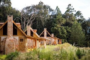Chalet rustique classique, vue sur la montagne | Extérieur