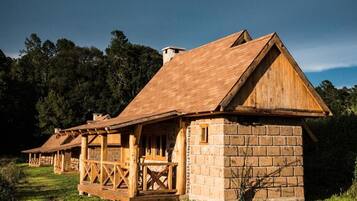Classic Cabin, Mountain View | Exterior