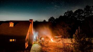 Classic Cabin, Mountain View | Property grounds