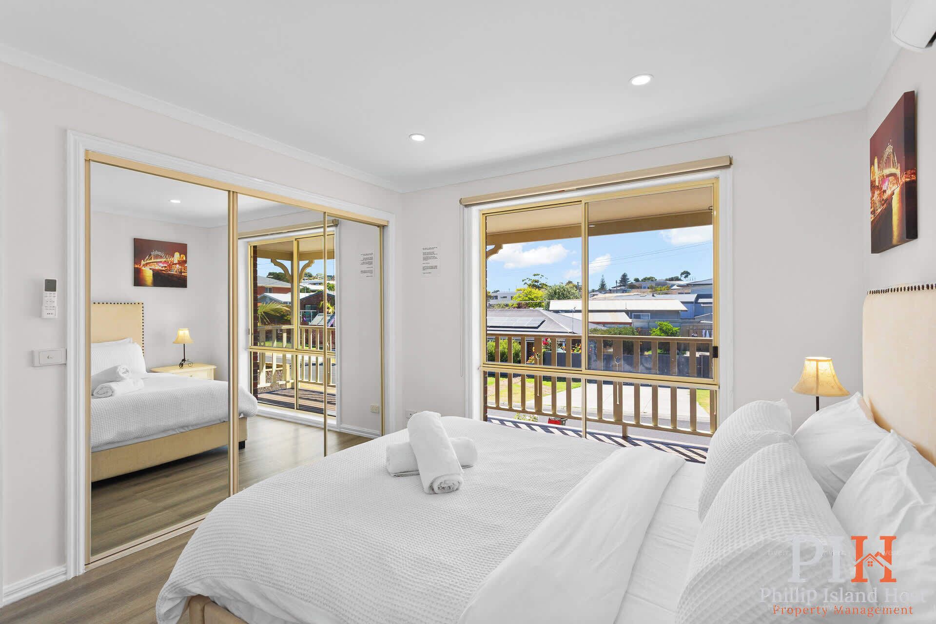 3 bedrooms, iron/ironing board, travel crib, WiFi