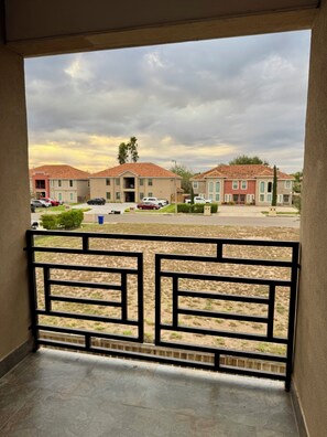 Interior - The Prestige 3BR/2BA Place Near Airport and Mall (McAllen)