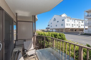 Property grounds - Ocean Block Retreat – Sleeps 6! (Ocean City)
