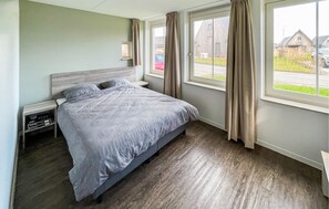 4 bedrooms, free WiFi