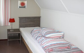 4 bedrooms, iron/ironing board, travel crib, free WiFi