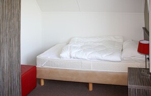 4 soveværelser, strygejern/strygebræt, gratis Wi-Fi