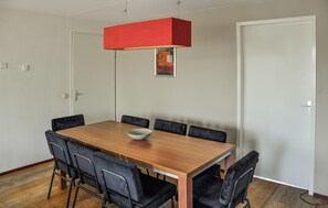 Dining - Pet friendly home in Witmarsum with WiFi (Witmarsum)