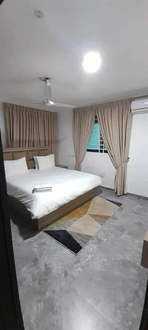 2 bedrooms, iron/ironing board, WiFi, bed sheets - Elegant 2bdr apt Shayshan Heights, East Airport (Accra)