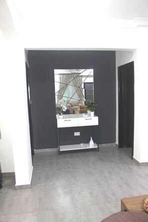 Interior - Beautiful 2bdr Apt @Shayshan Heights, East Airport (Accra)
