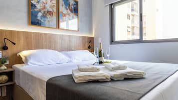 Apartamento | Escrivaninha, Wi-Fi de cortesia