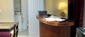 Cozy 1-bedroom apartment in beautiful Washington with Free Parking