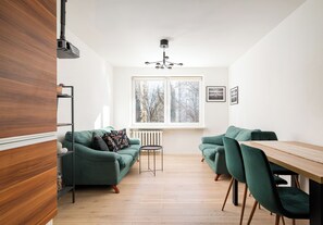 Living area - Jerozolimskie Urban Comfort Apartment (Warszawa)