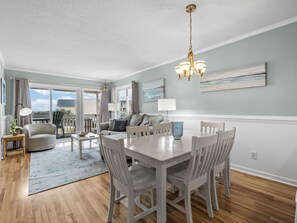 Smart TV - A Place at the Beach 278 - Shared pool, direct beach access (Atlantic Beach)