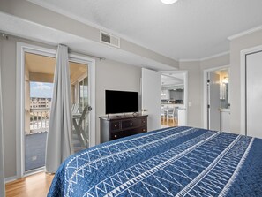 2 bedrooms, iron/ironing board, free WiFi, bed sheets - A Place at the Beach 278 - Shared pool, direct beach access (Atlantic Beach)