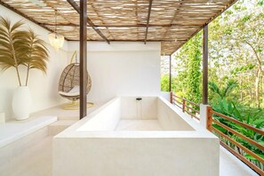 Villa | Bathroom - Casa Myla by Betterplace (Pecatu)