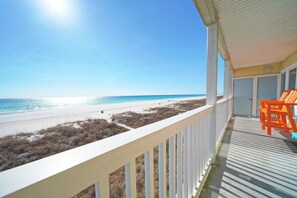Property grounds - Ocean Front 3 bed 3 bath sleeps 12 & Pet Friendly (Panama City Beach)
