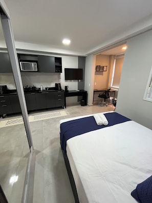 1 chambre, bureau, Wi-Fi gratuit, draps fournis