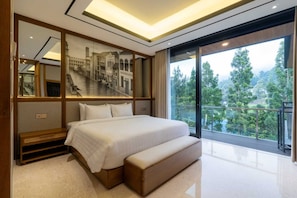 Biệt thự dành cho gia đình, 5 phòng ngủ, quang cảnh núi | Bộ trải giường bằng vải cotton Ai Cập, bộ đồ giường cao cấp, minibar