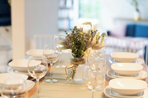 Dining - Fairway Lodge for up to 8 adults and 2 children (St. Andrews)