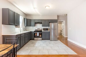 Apartemen | 4 kamar tidur